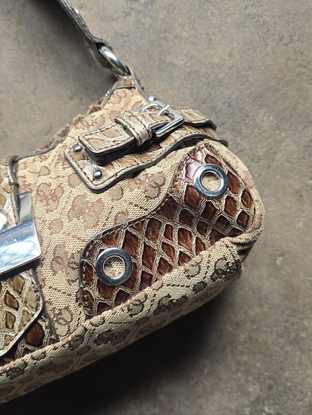 GUESS Y2K Vintage Monogram Croc Trim Handbag purse Buckle Logo Shoulder Bag - Picture 2 of 9